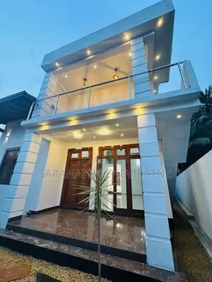 Brand-New Modern House Polgasowita - 200 m to Piliyandala Kottawa Bus 