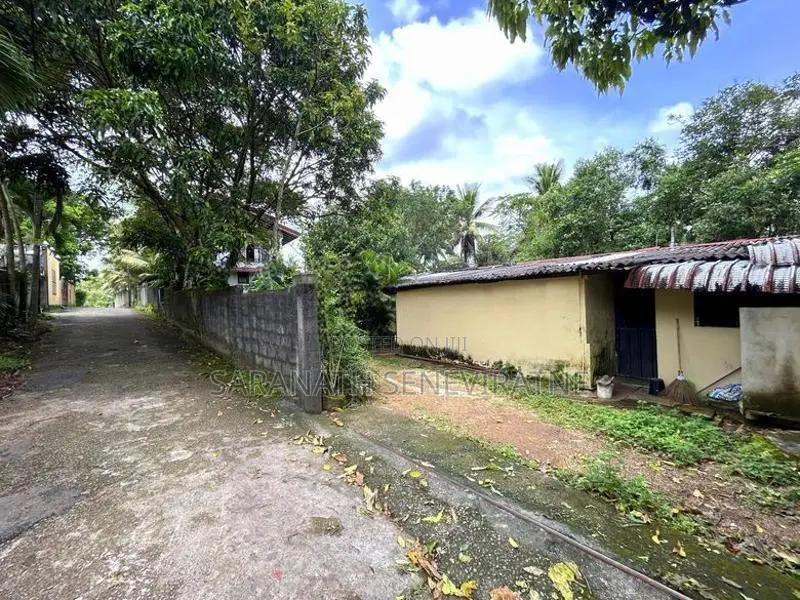 House For Land Value Homagama Galawila Watte - With Rental income