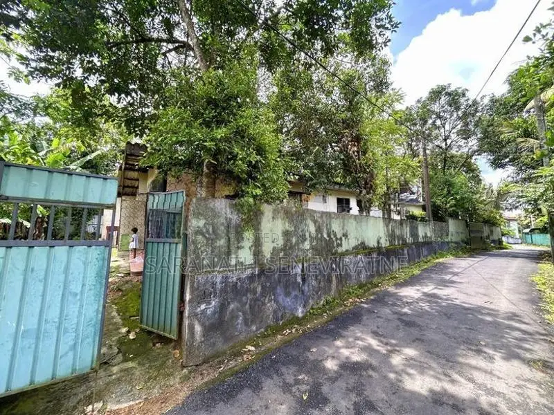 House For Land Value Homagama Galawila Watte - With Rental income