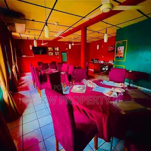 3 story building for sale in peliyagoda