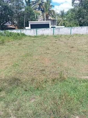 Prime Residential Land Plot for Sale at Kadawatha