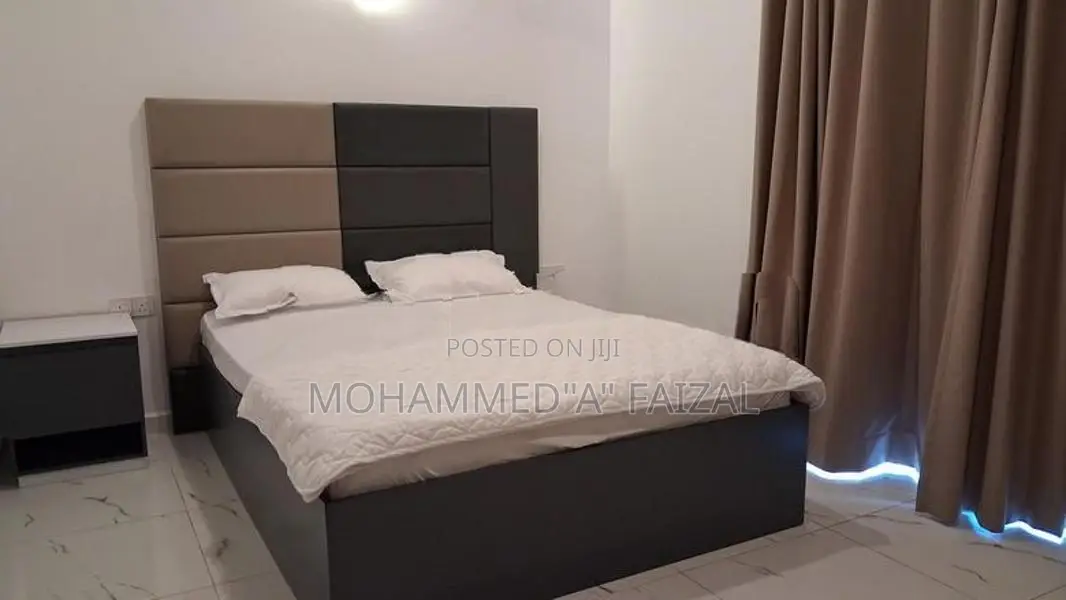 Apartment For Rent in Schofield Place Kollupity Colombo.03