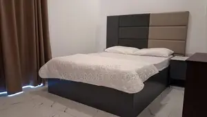 Apartment For Rent in Schofield Place Kollupity Colombo.03