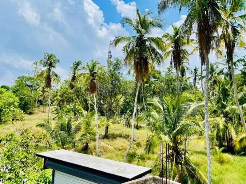 House in Kadawatha Imbulgoda With 1st Floor Slab For Sale