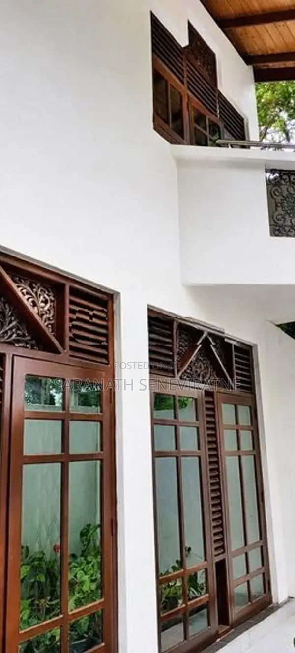 SPACIOUS LUXURY HOUSE MAHARAGAMA–PILIYANDALA RD Neelammahara