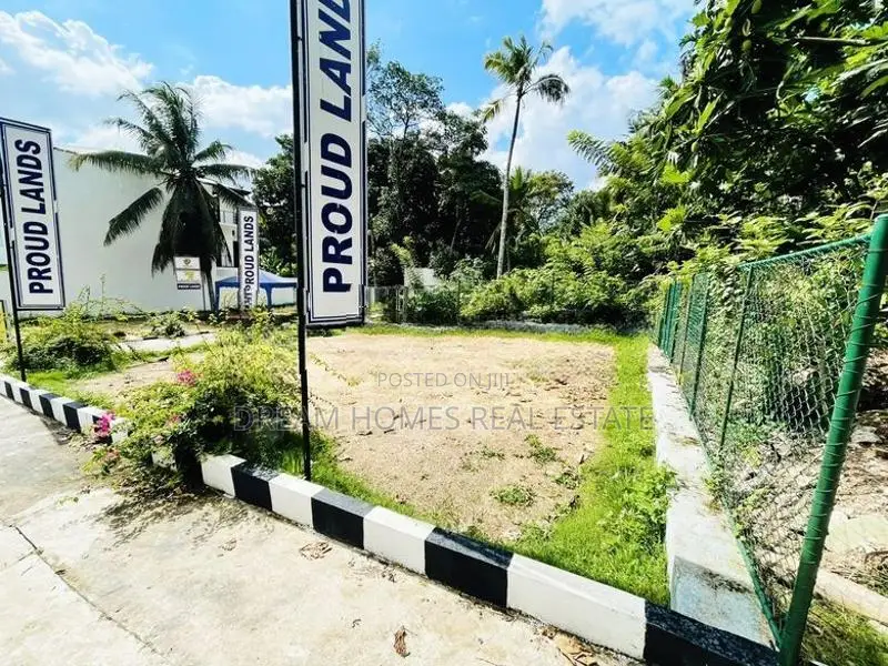 6 Perch Land for Sale – Jothikarama Road, Thalawathugoda