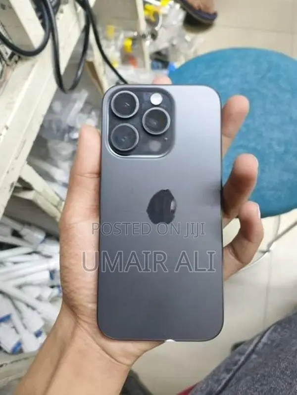 Apple iPhone 15 Pro (Used)