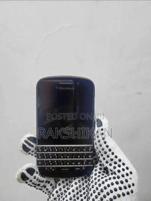 BlackBerry Q10 (Used)