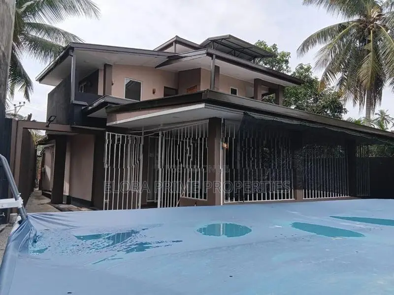 Luxury House for Sale – Ja-Ela with Coc