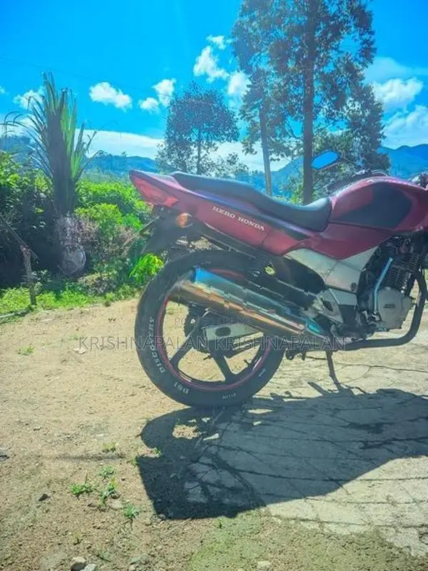 Hero Karizma ZMR 225 CC 2006