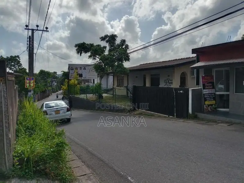 House For Commercial Use Welivita In Malabe