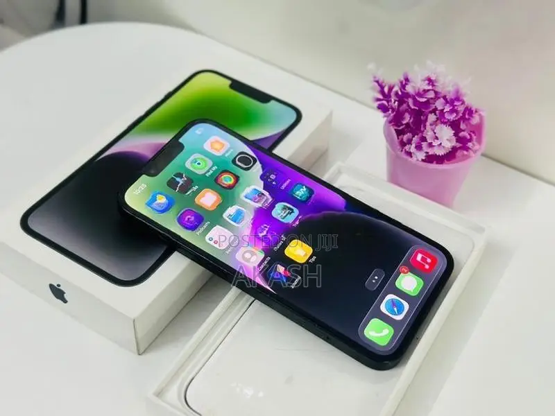 Apple iPhone 14 256GB (Used)