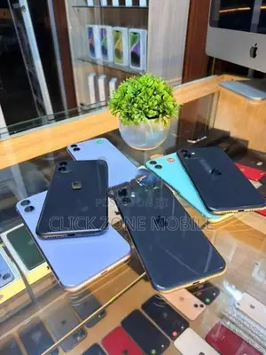 Apple iPhone 11 128GB (Used)