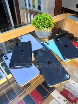 Apple iPhone 11 128GB (Used)