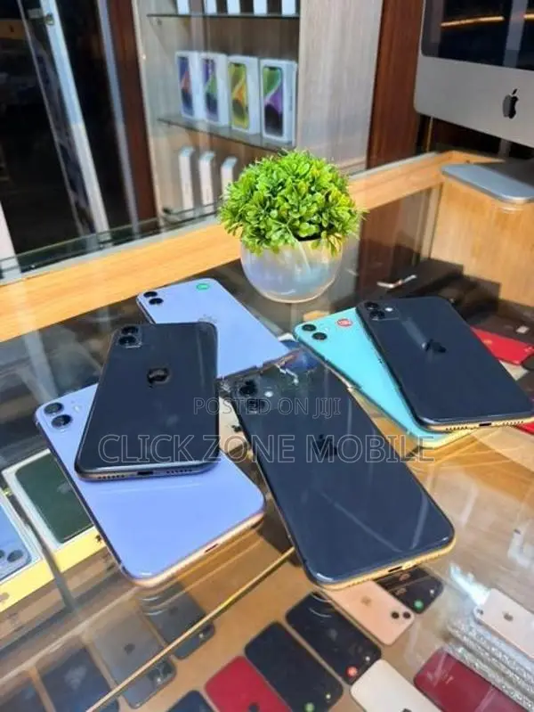 Apple iPhone 11 128GB (Used)