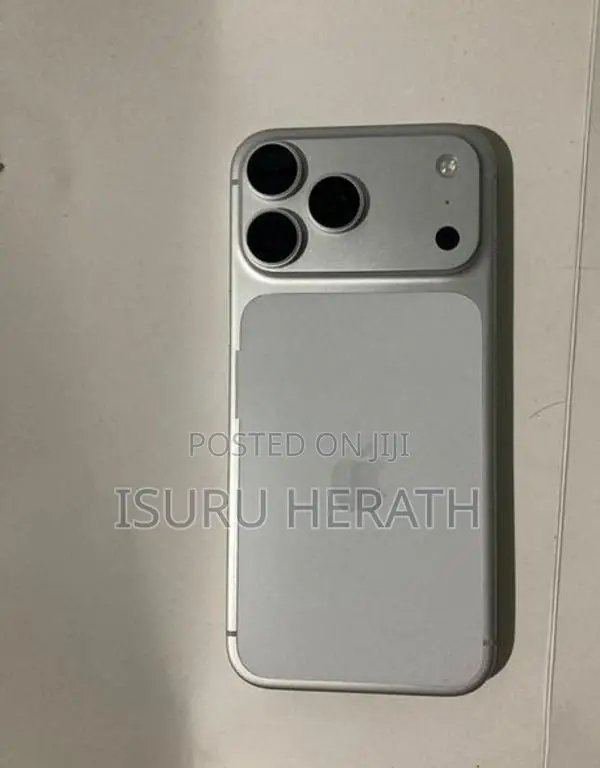 Apple iPhone 17 Pro Max (Used)