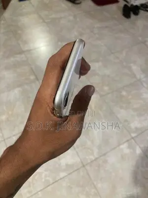 Apple iPhone 11 (Used)