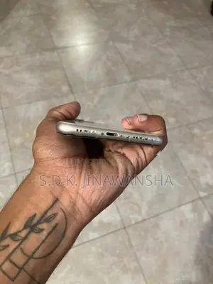 Apple iPhone 11 (Used)