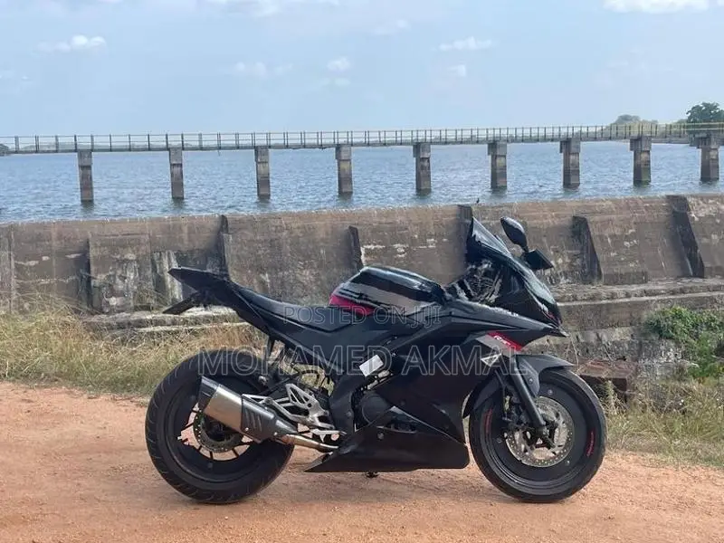 Yamaha R15 V3 2019