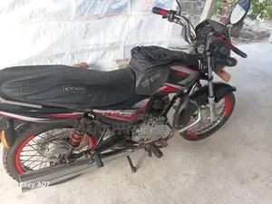 Bajaj CT100 2014