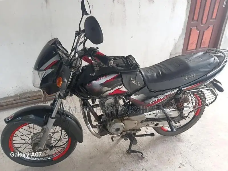 Bajaj CT100 2014
