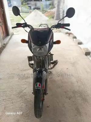 Bajaj CT100 2014