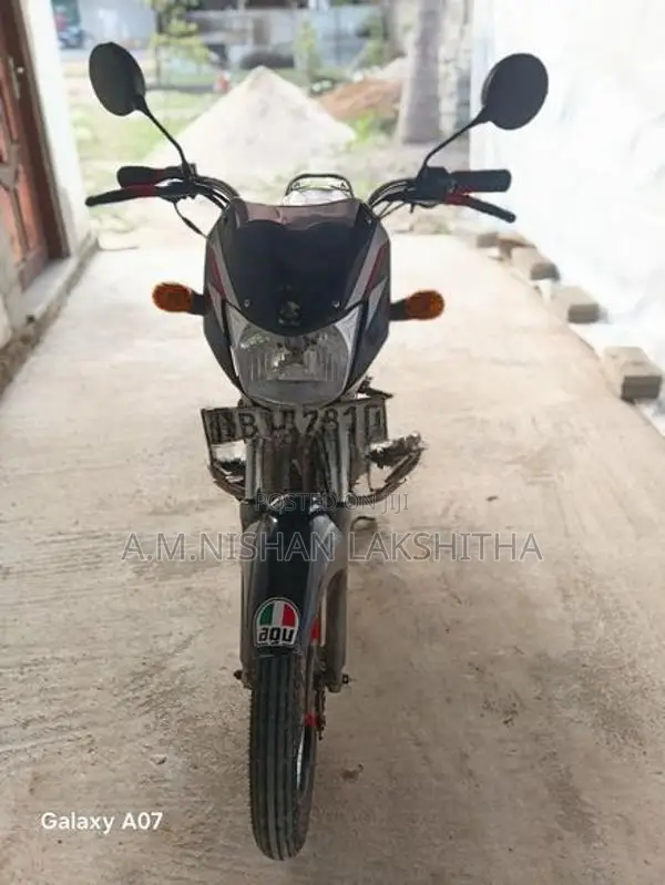 Bajaj CT100 2014