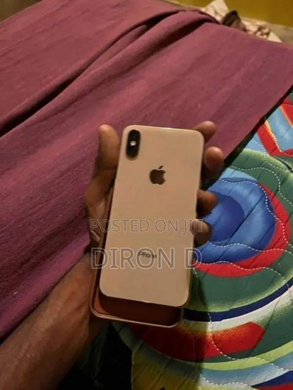 Apple iPhone XS 512GB (Used)