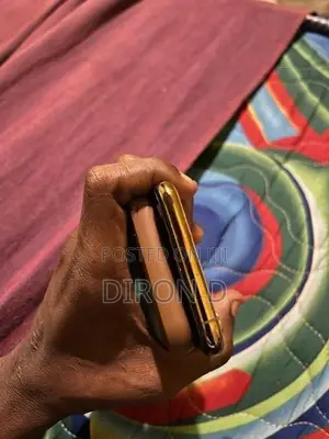 Apple iPhone XS 512GB (Used)