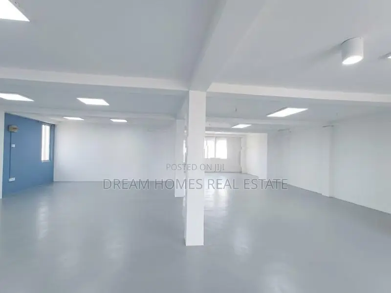 Face To Fly Over - Building With Elevator For Rent In Nugegoda