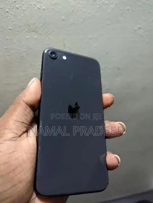 Apple iPhone SE 2 (Used)