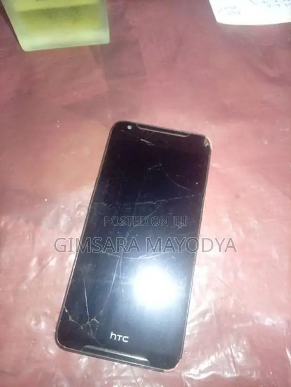 HTC Desire 820 (Used)