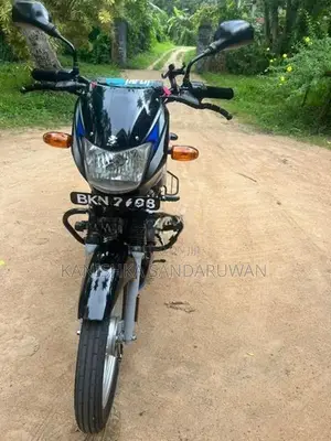 Bajaj CT100 2026