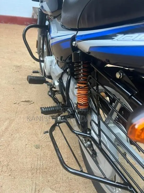 Bajaj CT100 2026