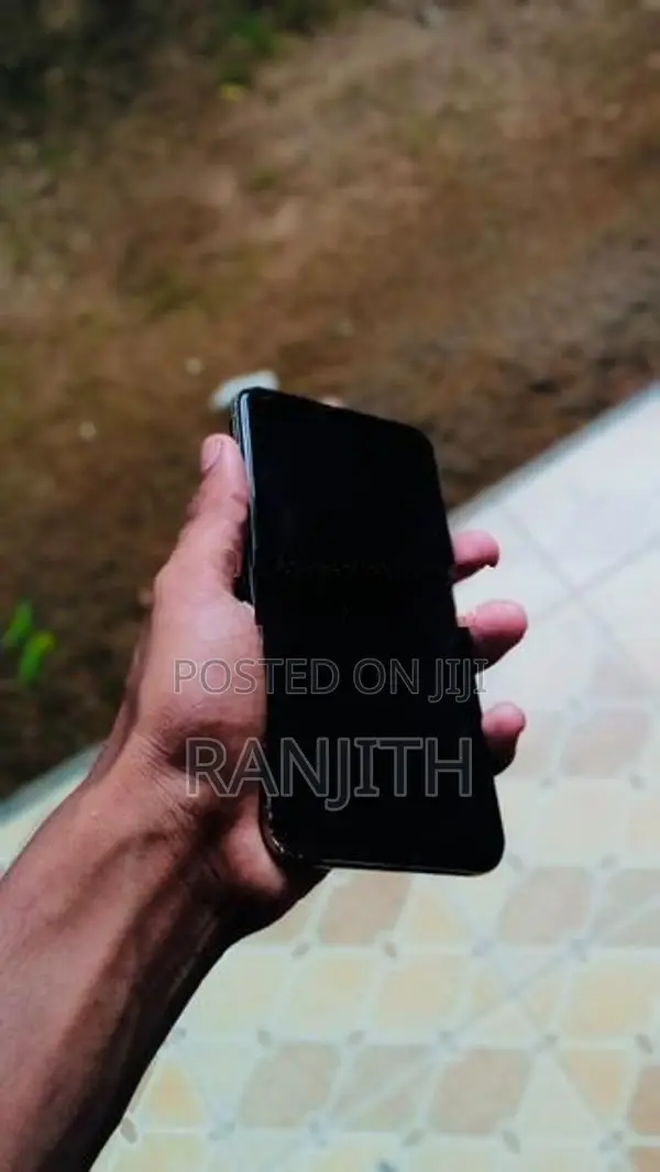 Apple iPhone 11 Pro Max (Used)