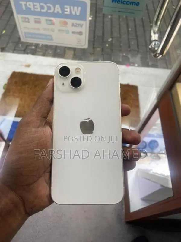 Apple iPhone 13 (Used)