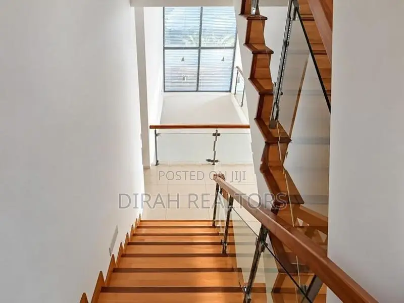 4BR Luxury House For Sale | Nawala (ZR-0041)