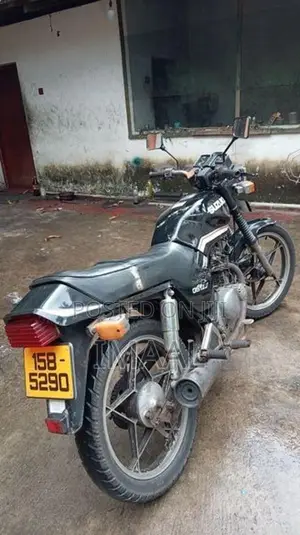 Suzuki GS 125 1997