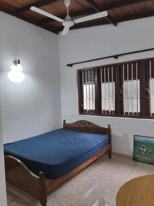 House For Rent - Panadura (හිරන බස් පාරට මුහුනලා )