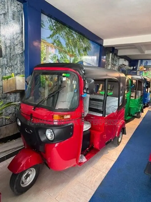 Bajaj RE 2026