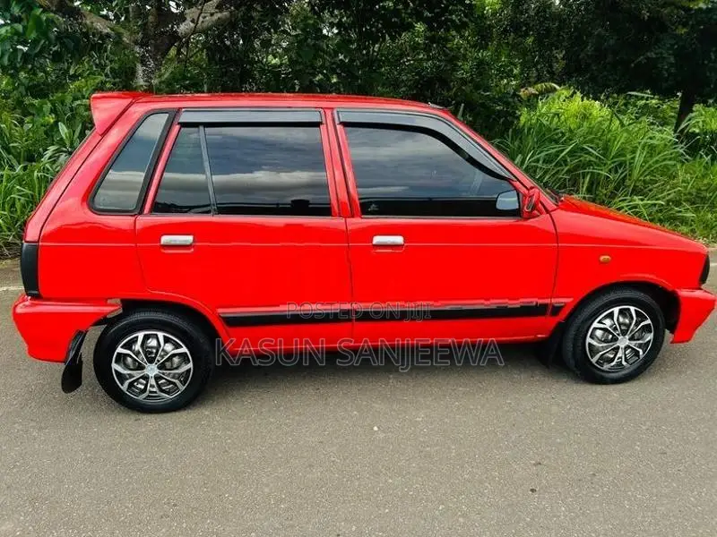 Maruti Suzuki 800 2010