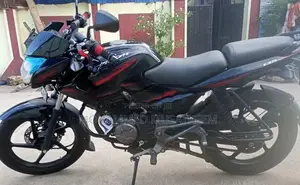 Bajaj Pulsar 135 2005
