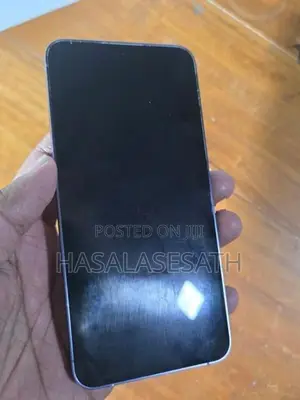 Samsung Galaxy S24 (Used)