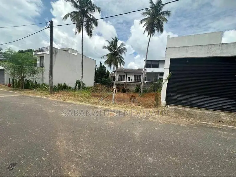 Land For Sale in Horahena Hokandara - Private Owned