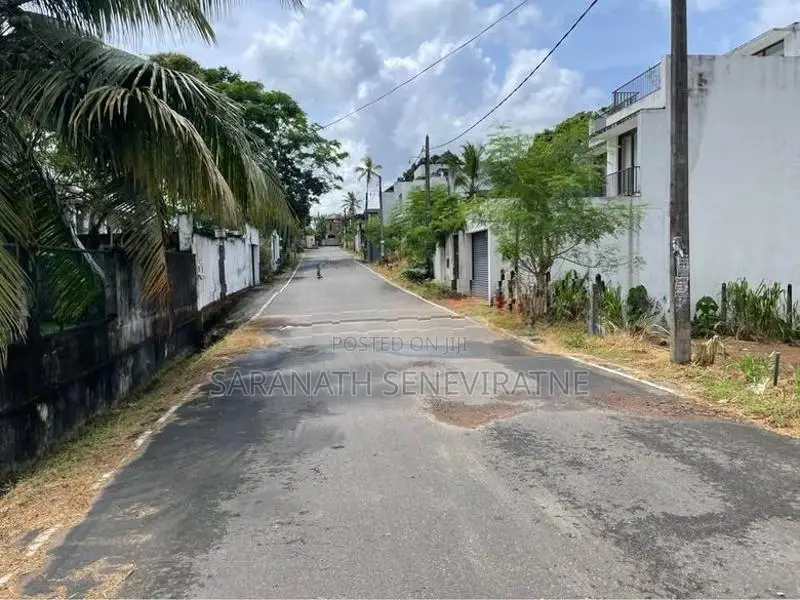 Land For Sale in Horahena Hokandara - Private Owned