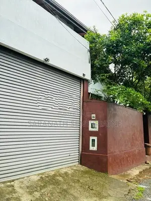 2 Story House in Athurugiriya, Kaduwela With SOLAR Power