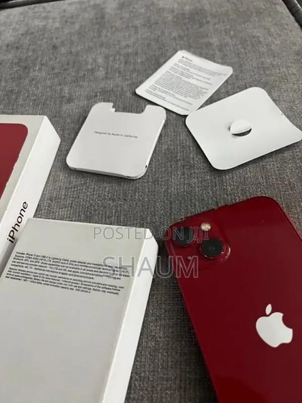 Apple iPhone 13 256GB (Used)