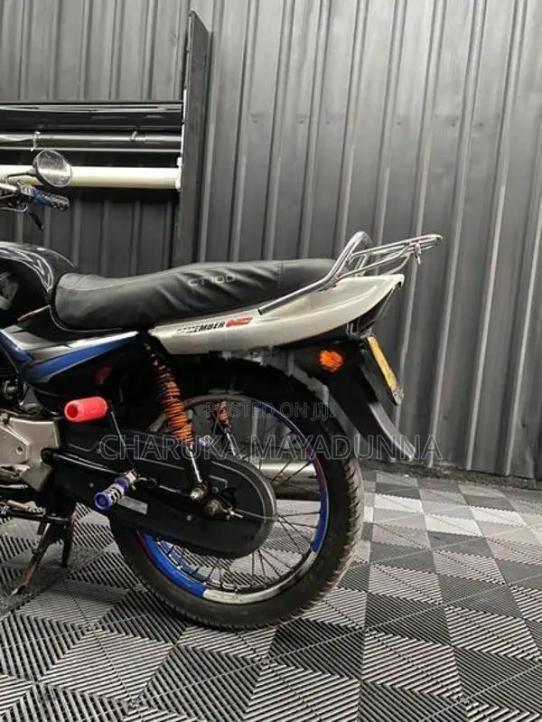 Bajaj CT100 2007