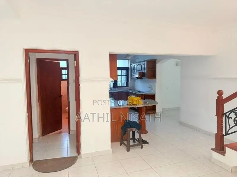 Close To Galle Road- Spacious House For Rent – Malwatta Road