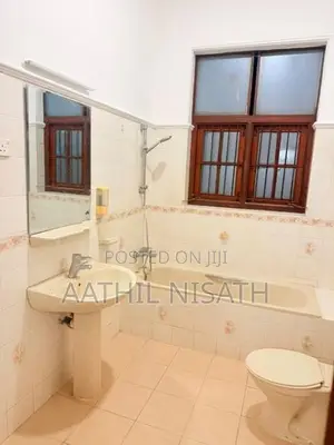 Close To Galle Road- Spacious House For Rent – Malwatta Road